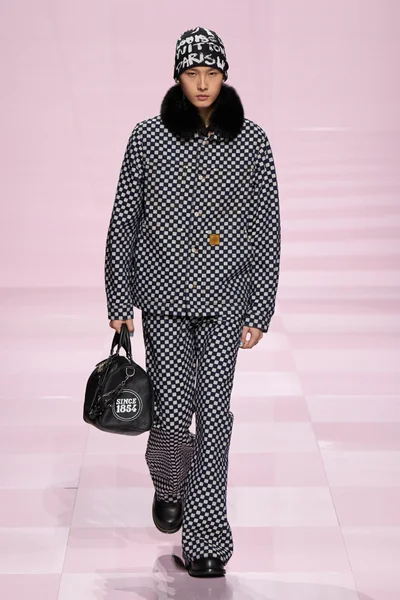 Look 61